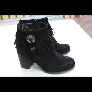Sbicca fringe boots
